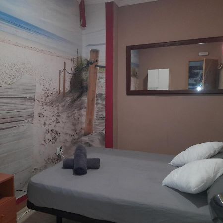 Habitaciones De Paso เบนิดอร์ม ภายนอก รูปภาพ
